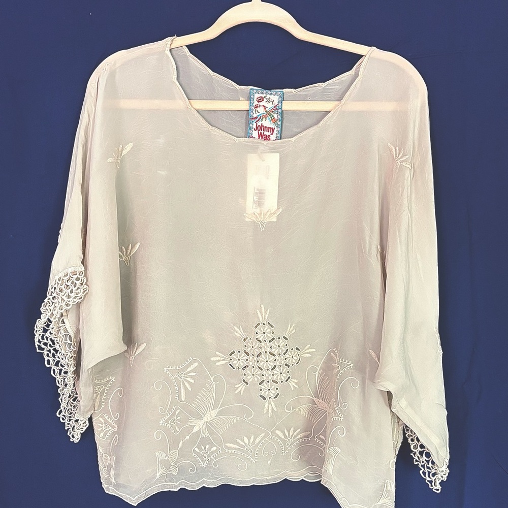 Johnny Was Cream Brando Embroidered Top
